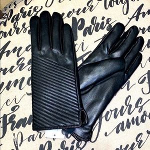 NWT Forever 21 Quilted Faux Leather Gloves